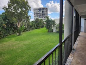 1707 Consulate Place 202, West Palm Beach FL 33401