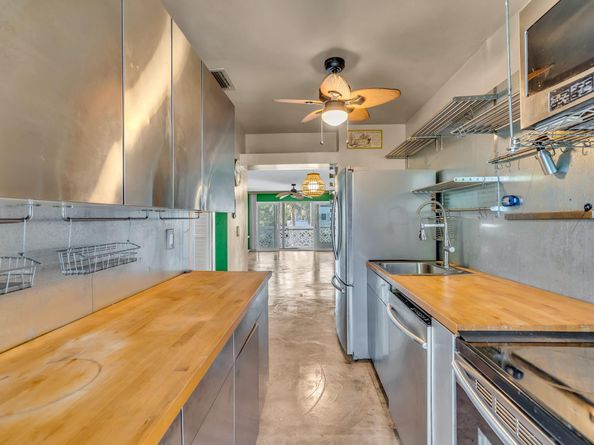 2151 NE 42nd Ct 204, Lighthouse Point FL 33064