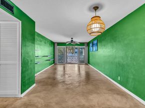 2151 NE 42nd Ct 204, Lighthouse Point FL 33064