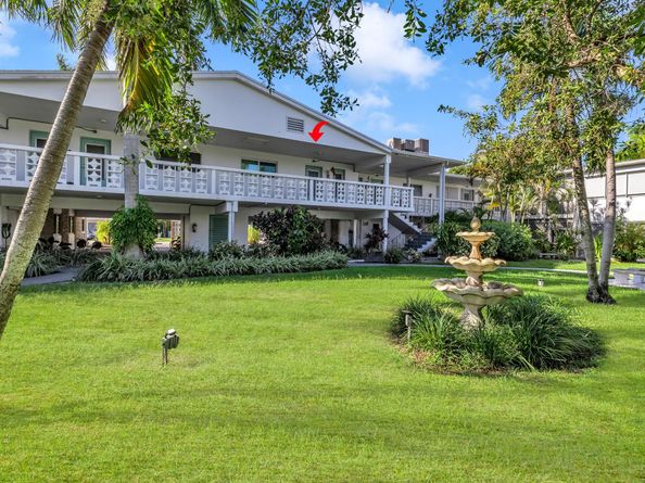 2151 NE 42nd Ct 204, Lighthouse Point FL 33064