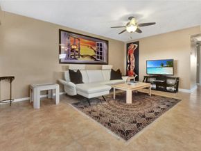 33 Fanshaw A 33, Boca Raton FL 33434