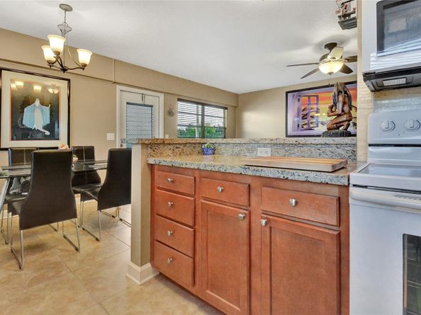 33 Fanshaw A 33, Boca Raton FL 33434