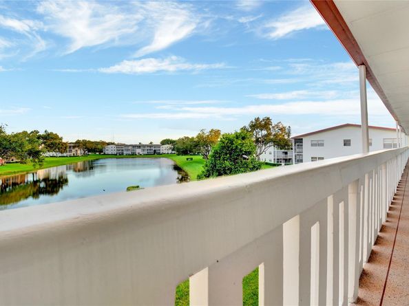 33 Fanshaw A 33, Boca Raton FL 33434