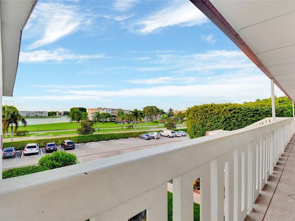 33 Fanshaw A 33, Boca Raton FL 33434