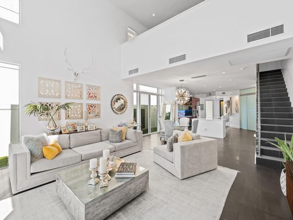 1223 NE 14th Ave, Fort Lauderdale FL 33304