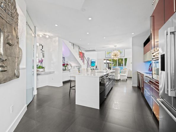 1223 NE 14th Ave, Fort Lauderdale FL 33304