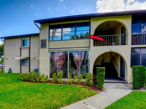 302 Pine Ridge Circle A2, Greenacres FL 33463