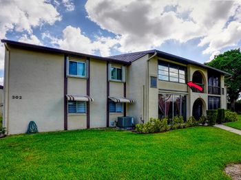 302 Pine Ridge Circle