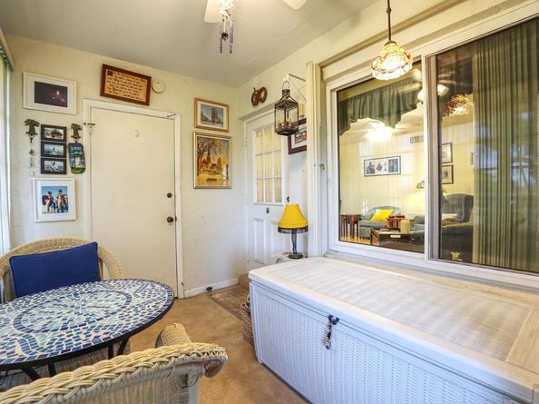 302 Pine Ridge Circle A2, Greenacres FL 33463