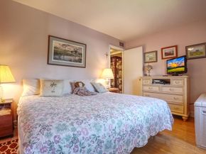 302 Pine Ridge Circle A2, Greenacres FL 33463