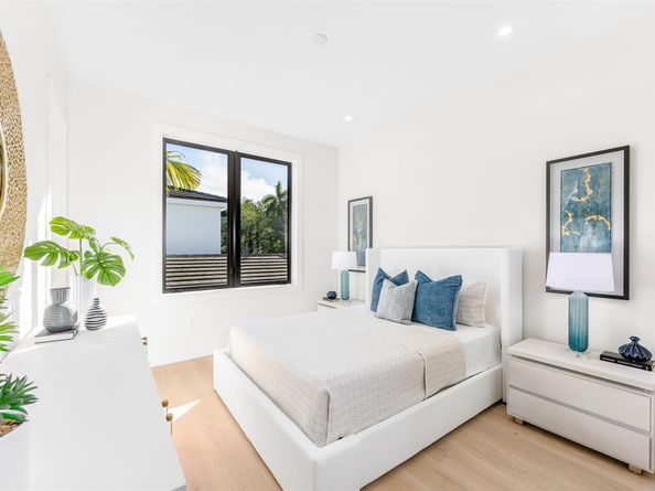 1544 Ponce De Leon Dr, Fort Lauderdale FL 33301