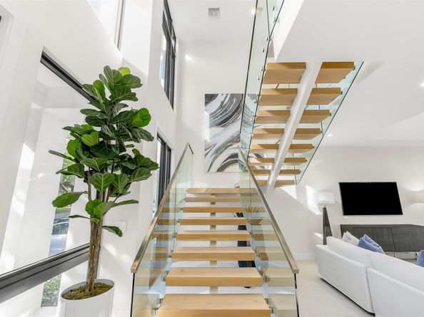 1544 Ponce De Leon Dr, Fort Lauderdale FL 33301