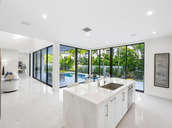 1544 Ponce De Leon Dr, Fort Lauderdale FL 33301