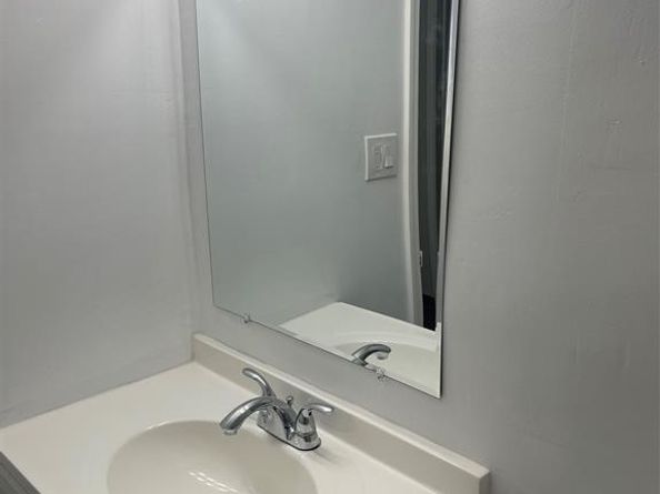 350 NE 58th St, Fort Lauderdale FL 33334