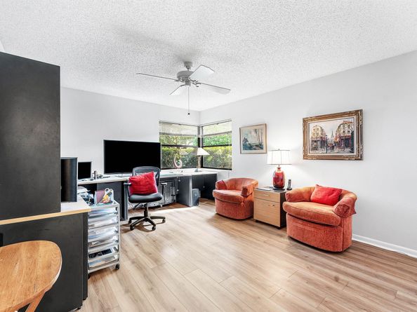 4299 NW 26th Avenue, Boca Raton FL 33434