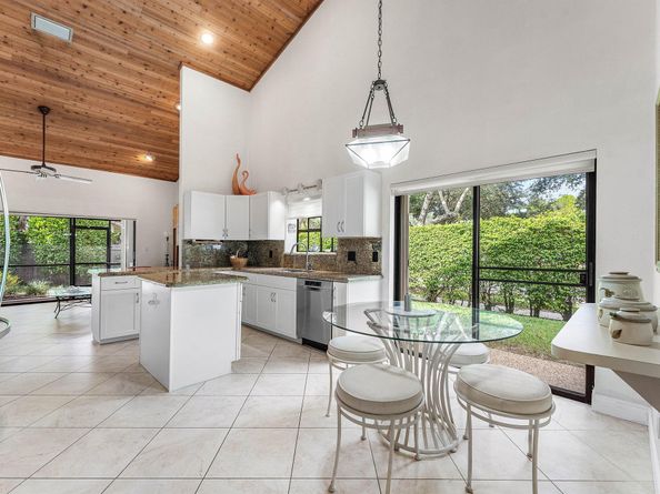 4299 NW 26th Avenue, Boca Raton FL 33434