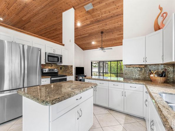 4299 NW 26th Avenue, Boca Raton FL 33434