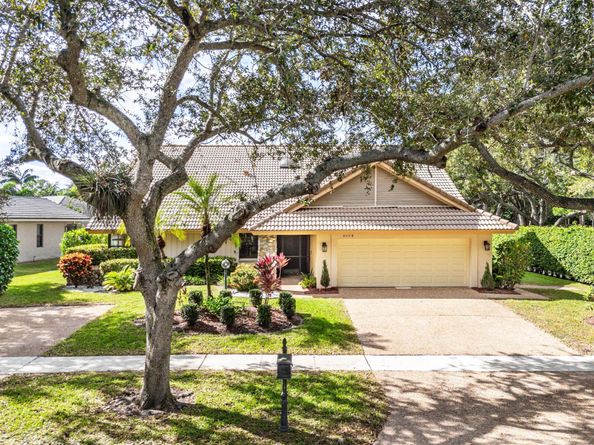 4299 NW 26th Avenue, Boca Raton FL 33434