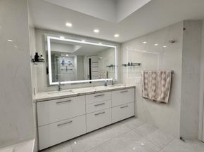 3640 Yacht Club Dr 1410, Miami FL 33180