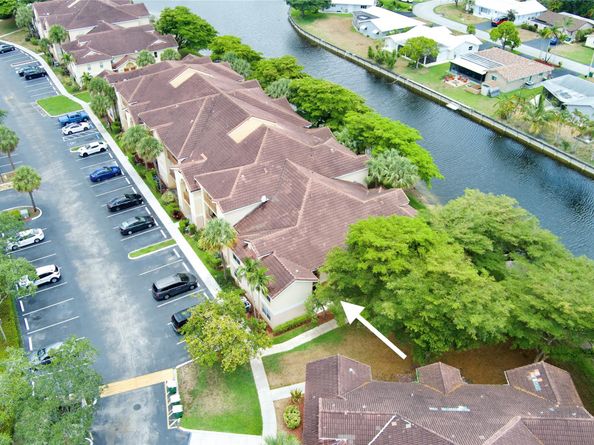 7630 Westwood Dr 316, Tamarac FL 33321