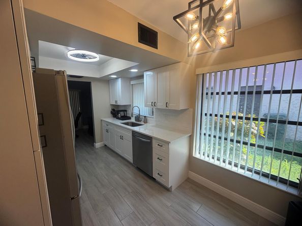 6313 Tall Cypress Circle, Greenacres FL 33463