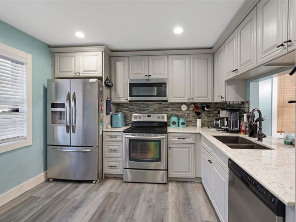 1030 NW 107th Ave 1030, Pembroke Pines FL 33026