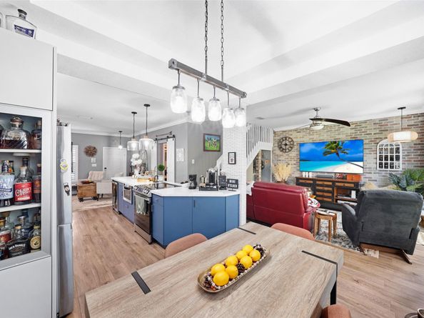 740 NW 170th Ter, Pembroke Pines FL 33028