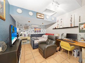 740 NW 170th Ter, Pembroke Pines FL 33028