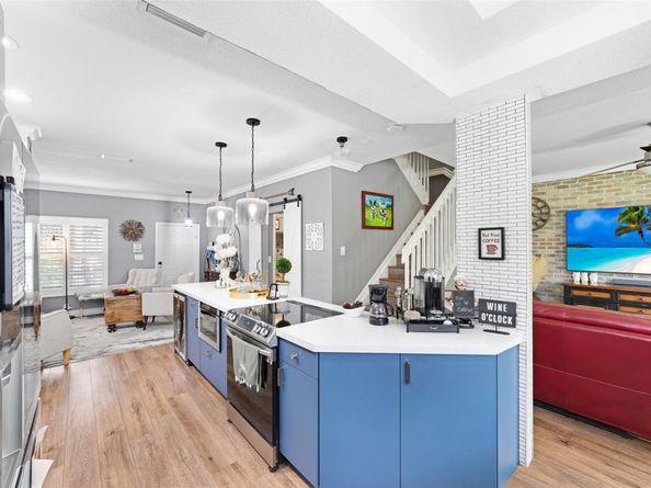 740 NW 170th Ter, Pembroke Pines FL 33028