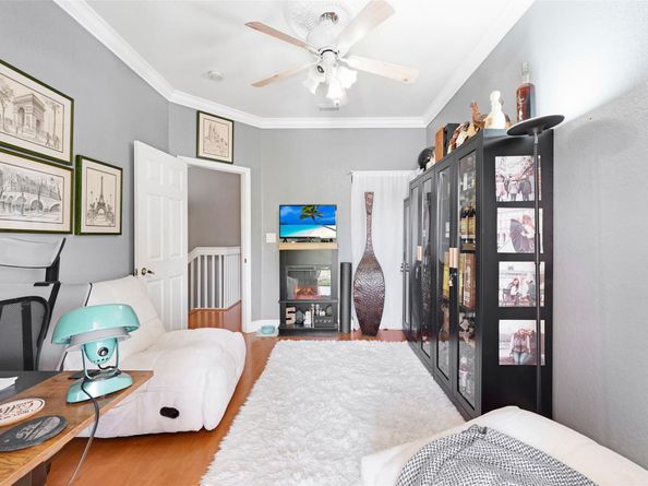 740 NW 170th Ter, Pembroke Pines FL 33028