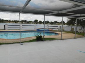 8671 NW 19th St, Pembroke Pines FL 33024