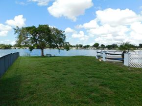 8671 NW 19th St, Pembroke Pines FL 33024