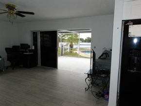 8671 NW 19th St, Pembroke Pines FL 33024