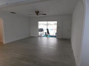 8671 NW 19th St, Pembroke Pines FL 33024