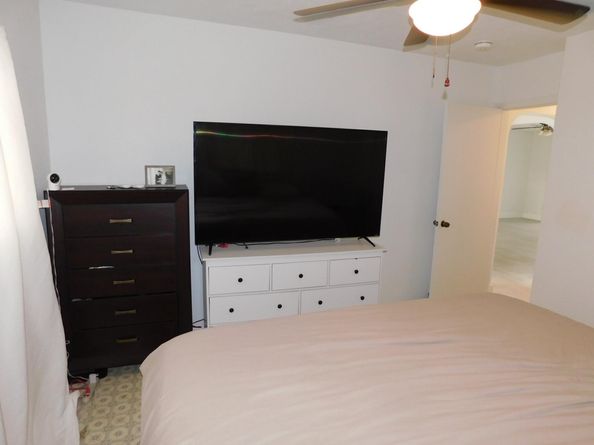 8671 NW 19th St, Pembroke Pines FL 33024