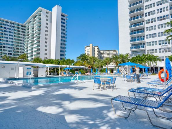 3333 NE 34th St 811, Fort Lauderdale FL 33308