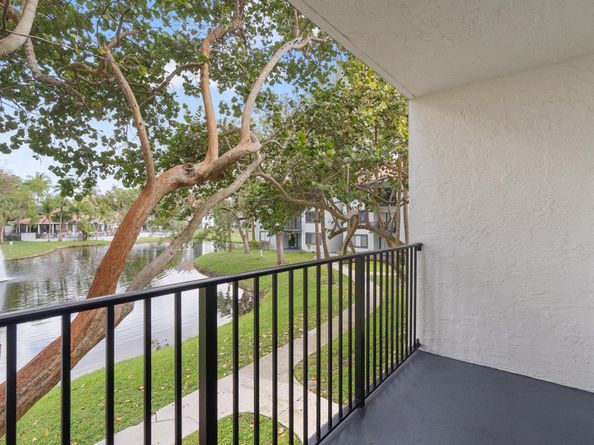 9144 W Atlantic Blvd 823, Coral Springs FL 33071