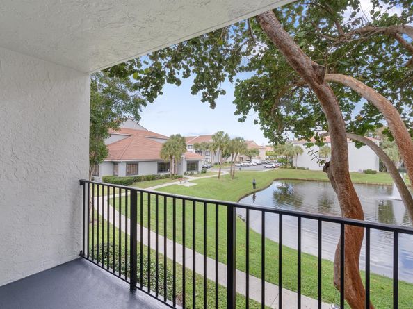 9144 W Atlantic Blvd 823, Coral Springs FL 33071