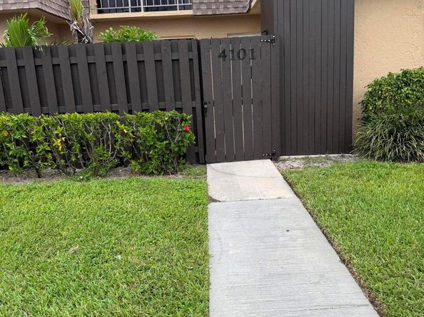 4101 Waterview Circle 41A, Palm Springs FL 33461