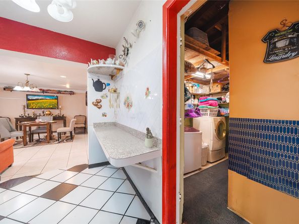 1229 NW 19th Ave, Fort Lauderdale FL 33311