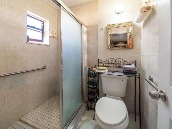 1229 NW 19th Ave, Fort Lauderdale FL 33311