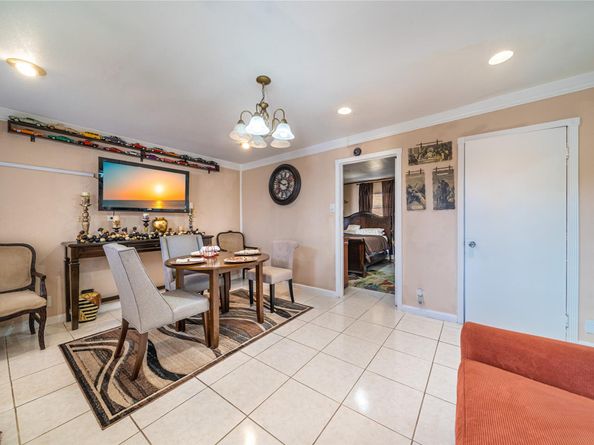 1229 NW 19th Ave, Fort Lauderdale FL 33311