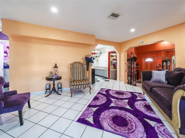 1229 NW 19th Ave, Fort Lauderdale FL 33311