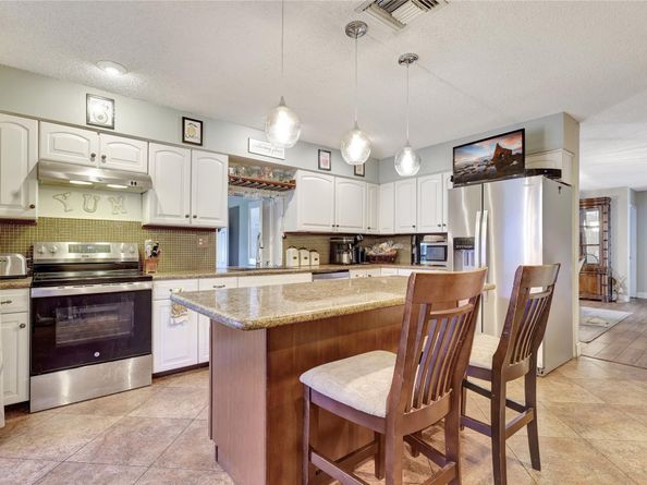 12100 Landing Way, Hollywood FL 33026