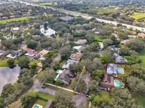 12100 Landing Way, Hollywood FL 33026