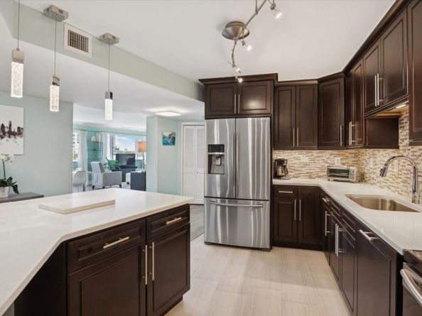 3000 Holiday Dr 506, Fort Lauderdale FL 33316