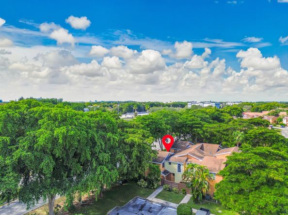 8017 NW 71st Court, Tamarac FL 33321