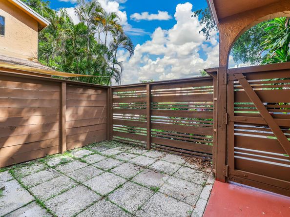 8017 NW 71st Court, Tamarac FL 33321