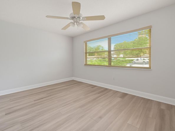 11454 NW 41st St, Coral Springs FL 33065