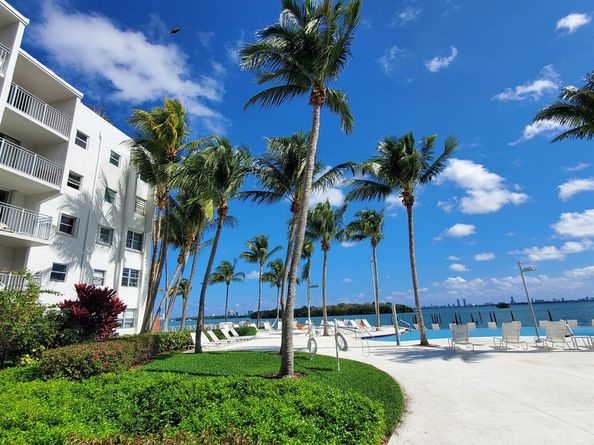 777 NE 62nd Street C512, Miami FL 33138